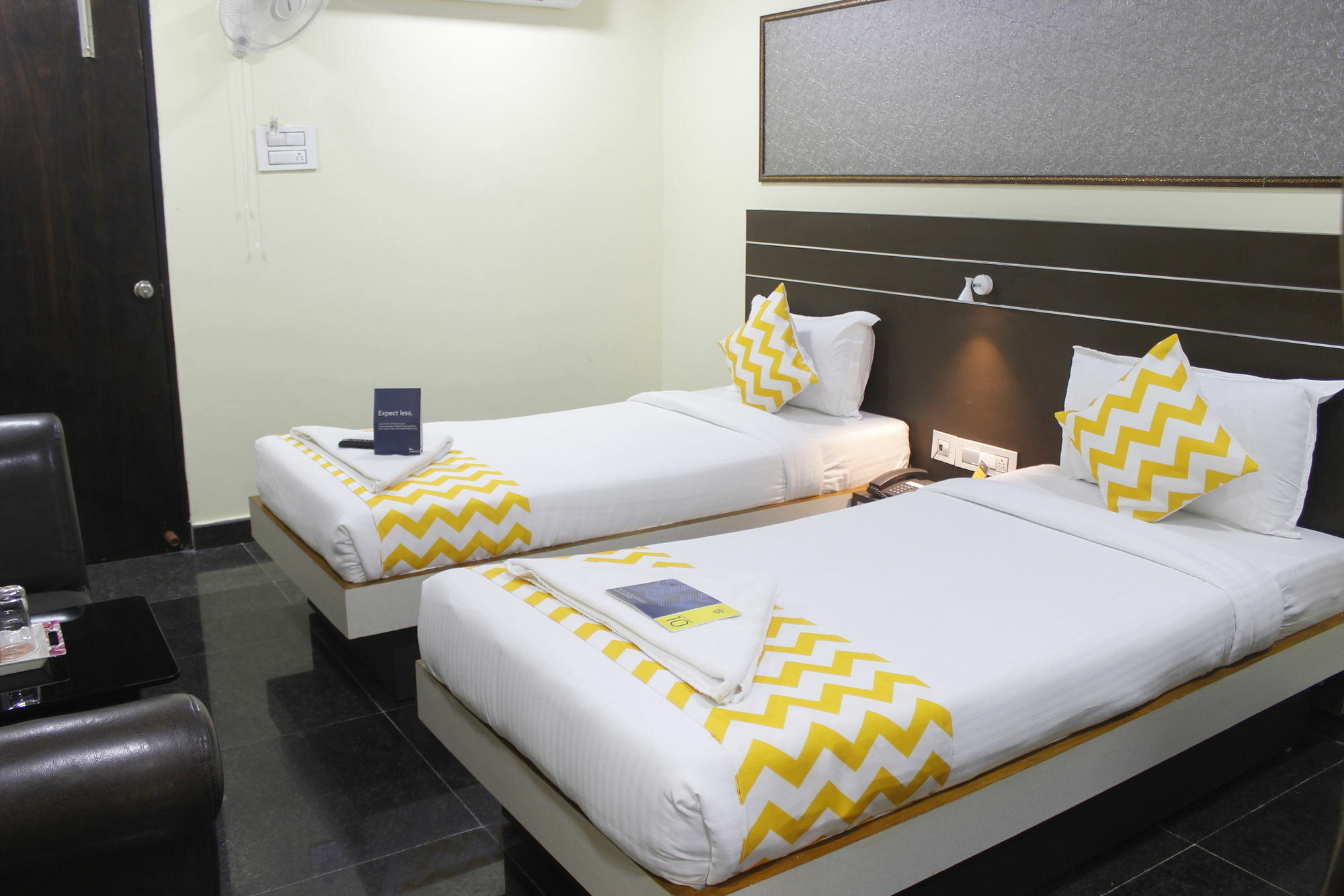 Fabhotel Pearl City - Nr Jubilee Enclave,Hitech City Hyderabad Exteriör bild
